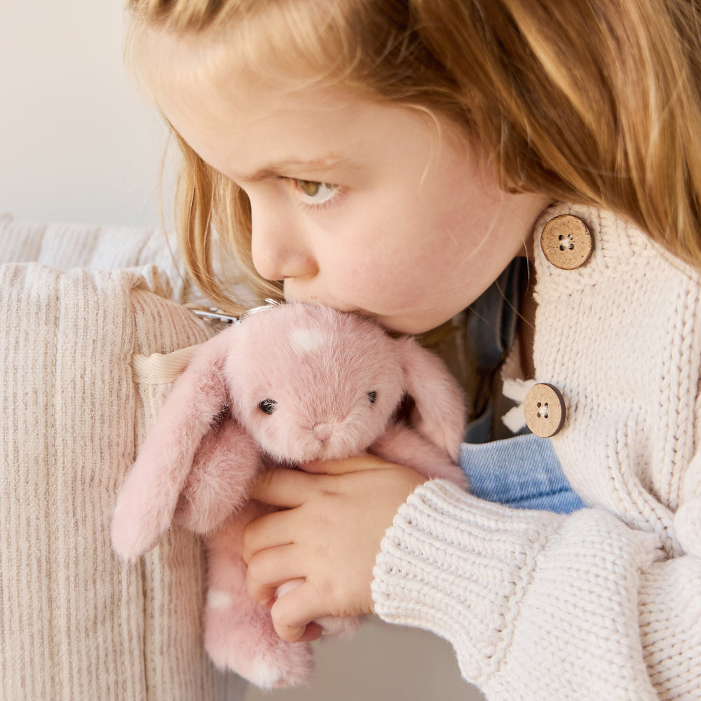 Snuggle Bunnies Penelope Key Charm 10