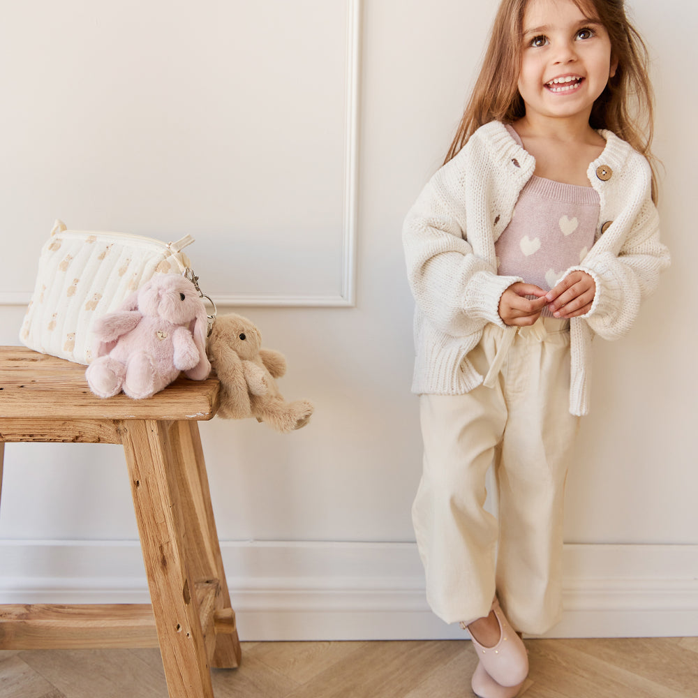Snuggle Bunnies Penelope Key Charm 16