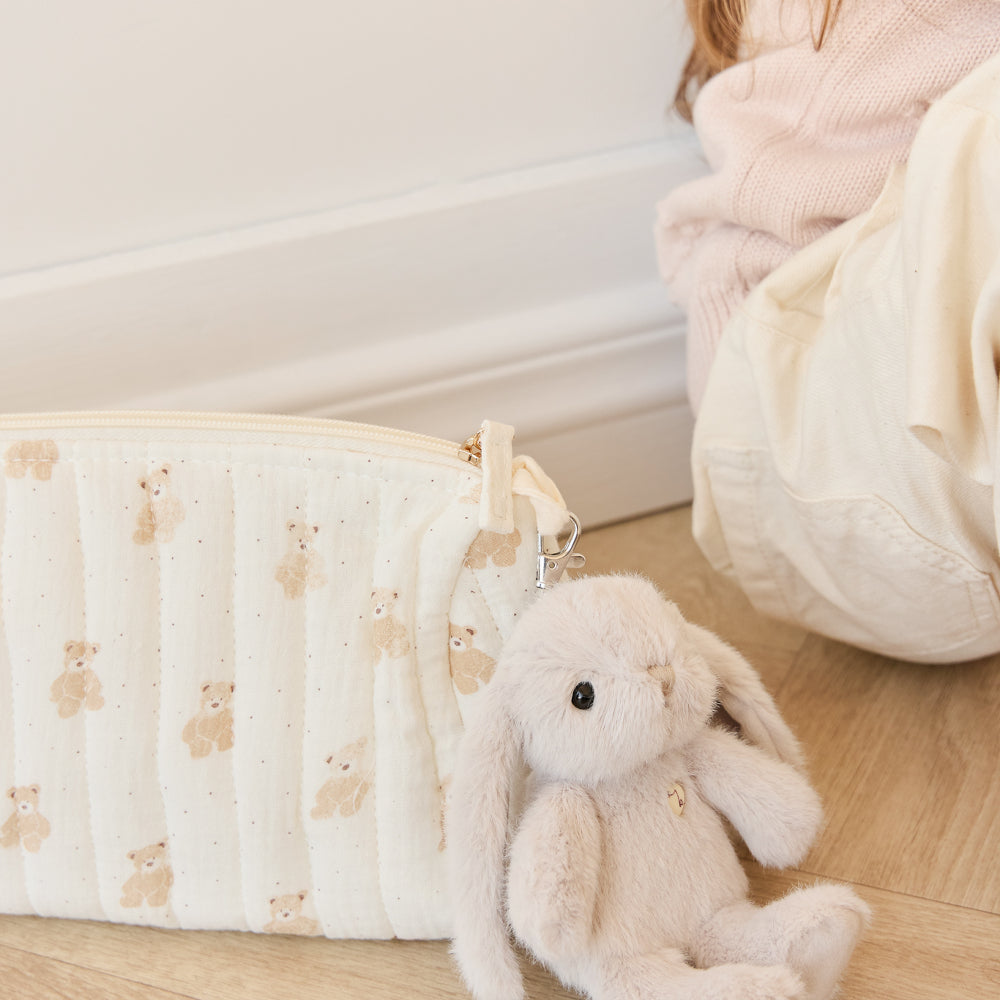Snuggle Bunnies Penelope Key Charm 22