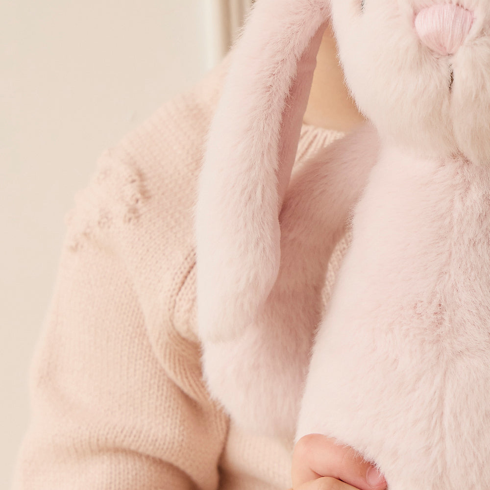 Snuggle Bunnies Penelope 24