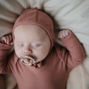 Mushie Ribbed Baby Bonnet 8