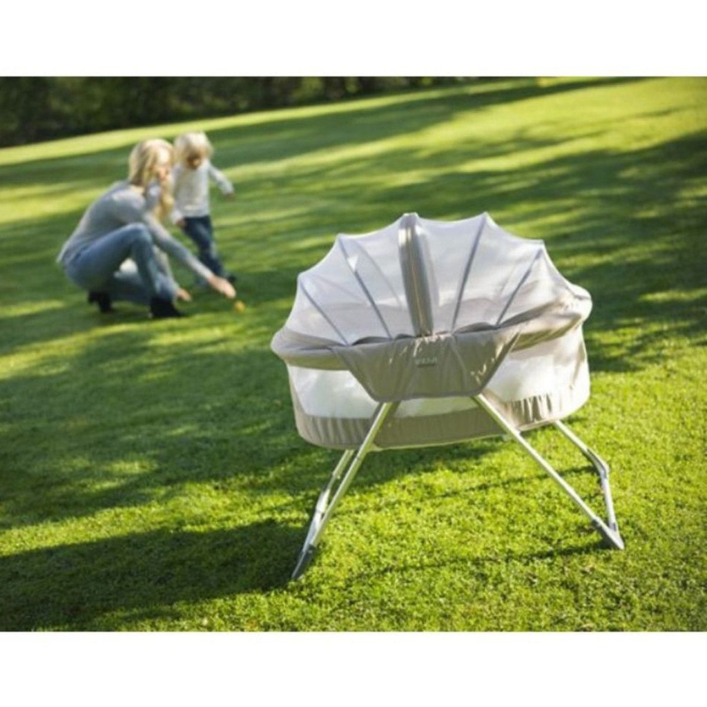 Sunbury Cocoon Bassinet 5