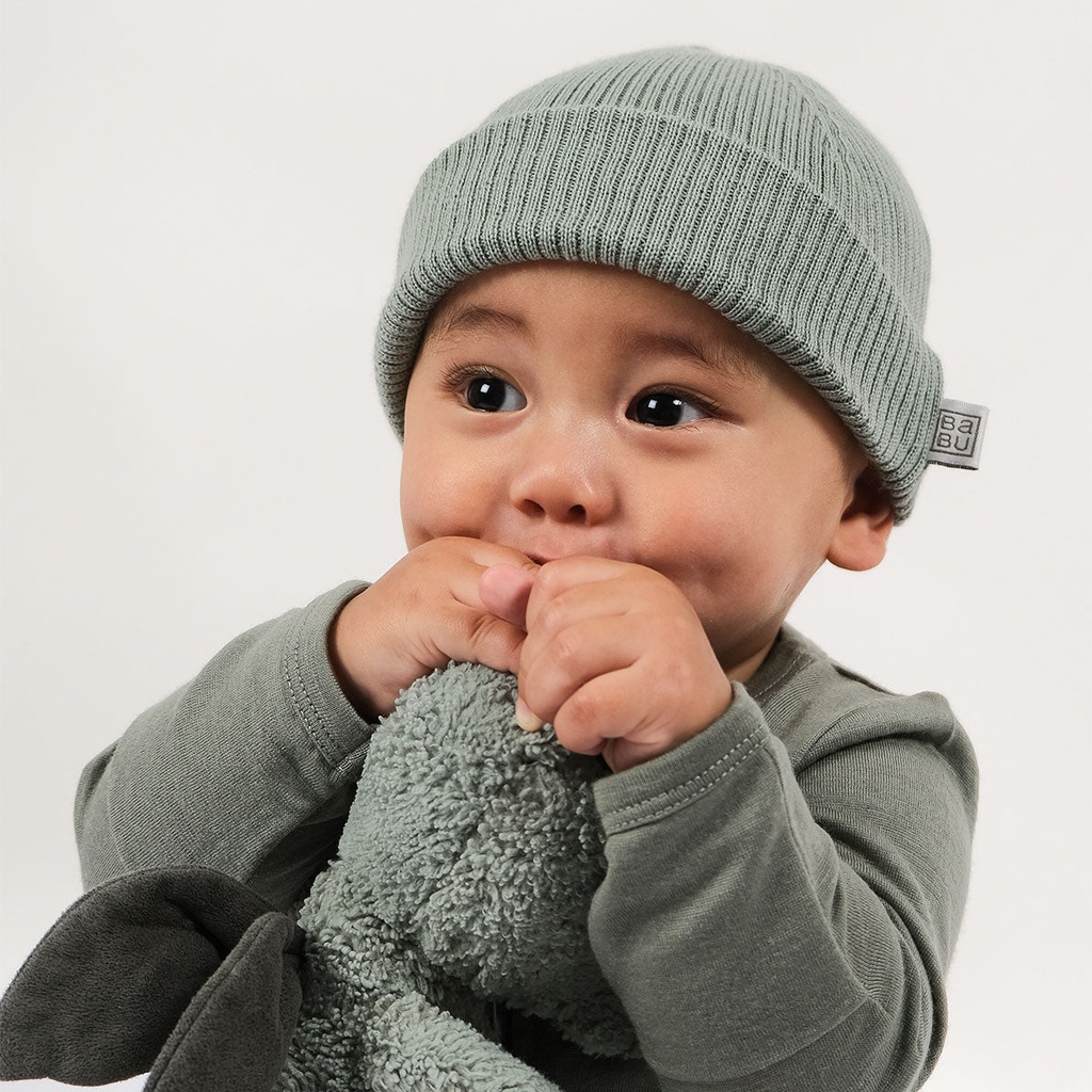 Babu Merino Ribbed Beanie 9